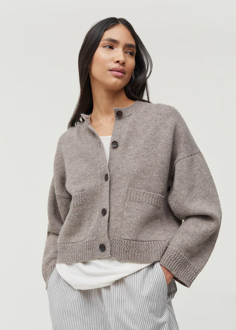 Cobe Cardigan, Pure Soil