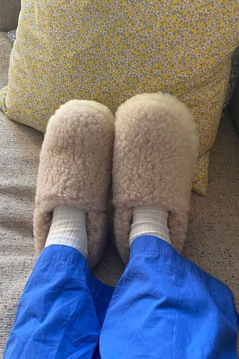 Slippers, Taupe